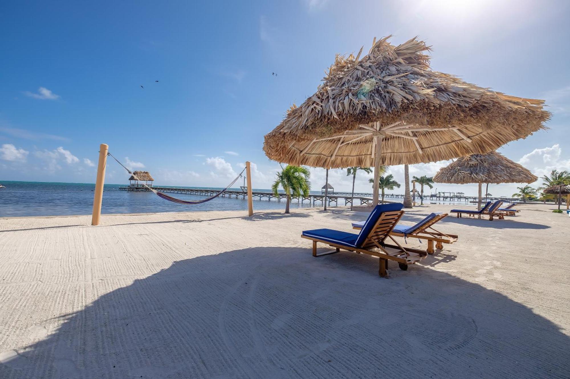 Hol Chan Reef Resort & Villas San Pedro  Exterior photo